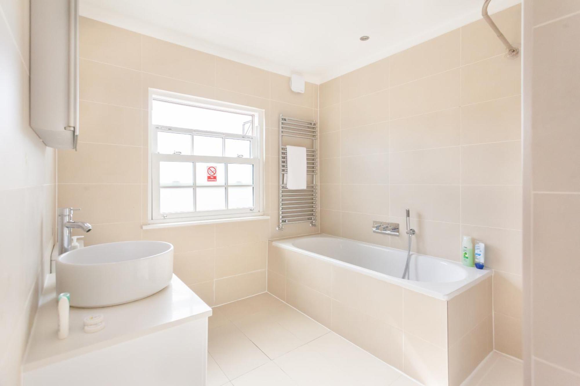Camden House - Next To Camden Market And Station - City Center Лондон Екстериор снимка